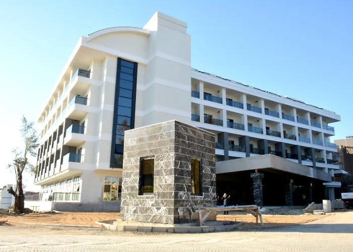 Hotel Seaden Valentine & Ultra (adults Only)